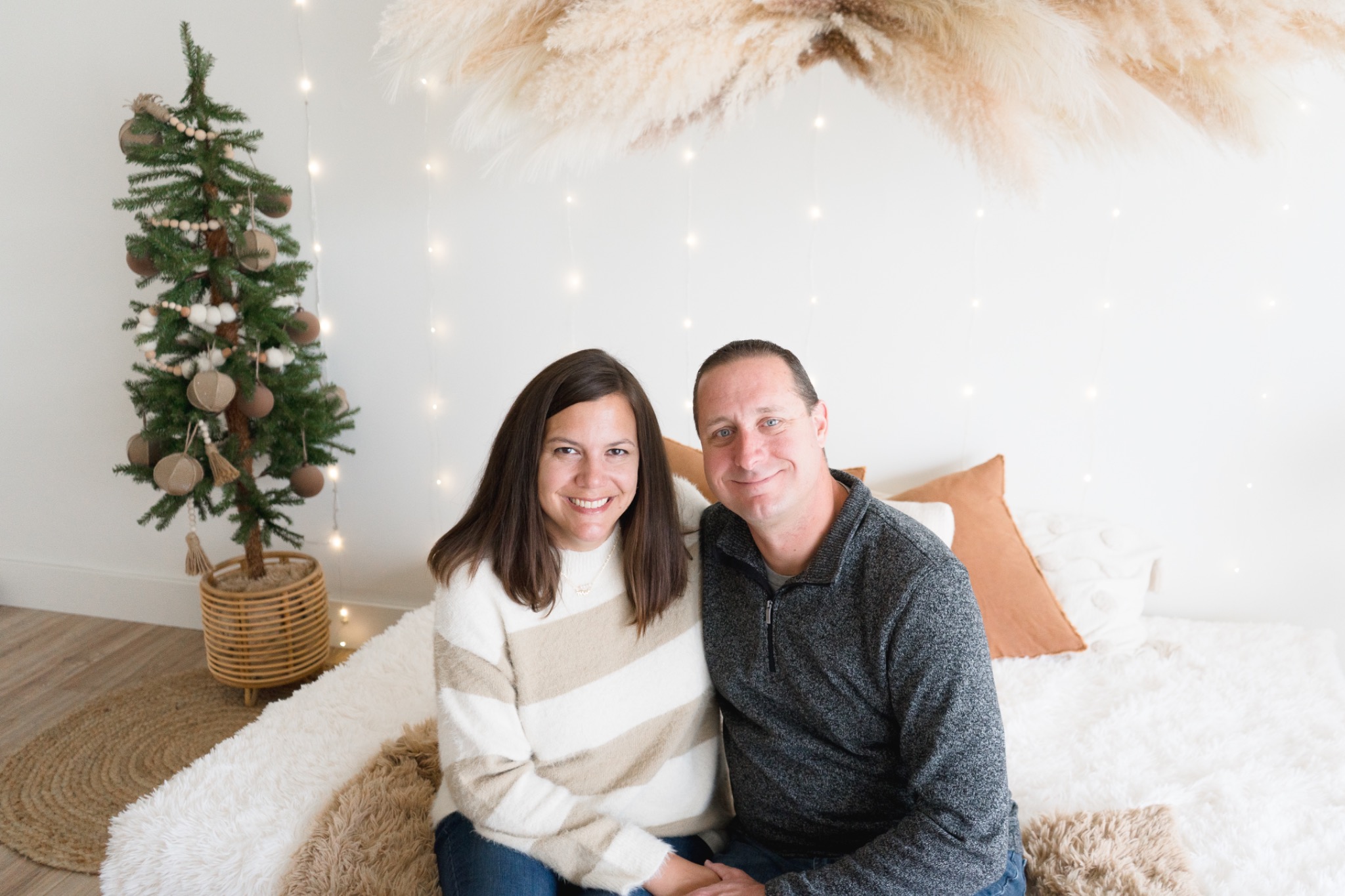 Family photography by Jess Nicole Creative, fourth family photography carousel image 2