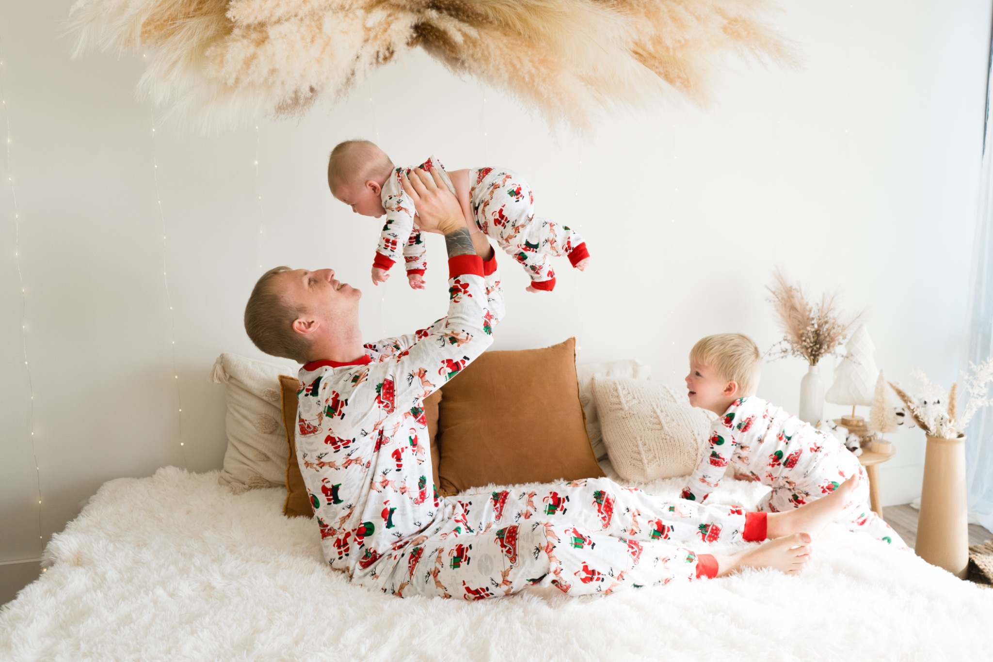 Family photography by Jess Nicole Creative, fourth family photography carousel image 7