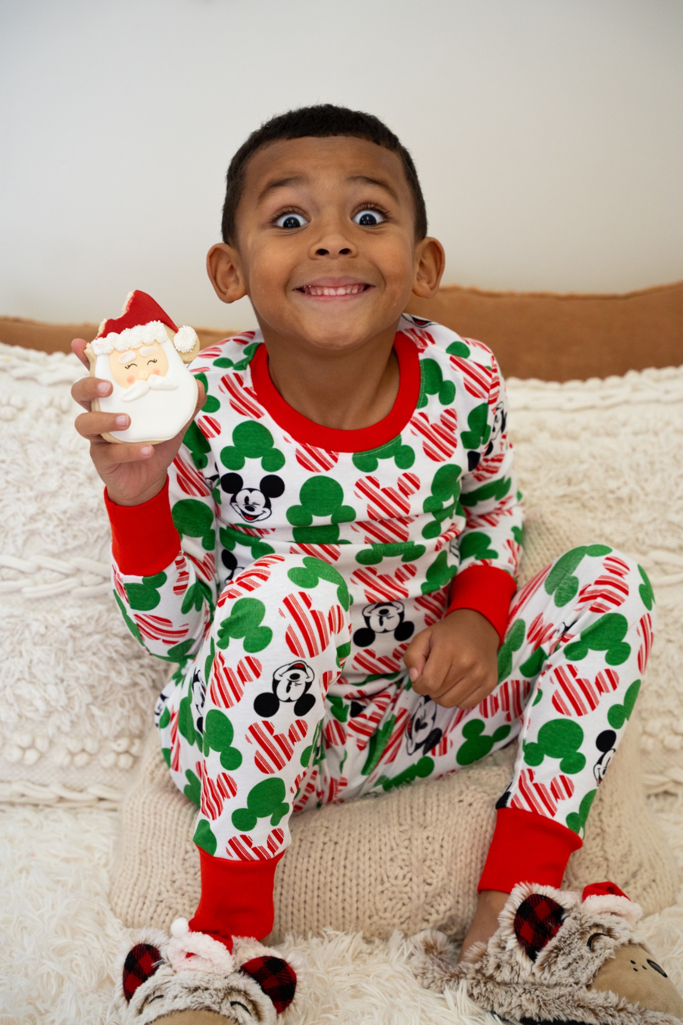 Family photography by Jess Nicole Creative, fourth family photography carousel image 10
