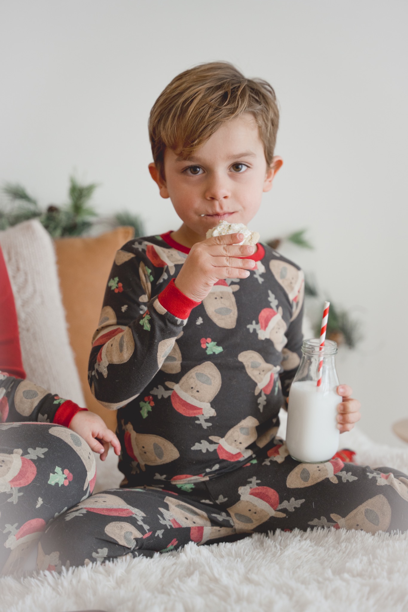 Family photography by Jess Nicole Creative, fourth family photography carousel image 12