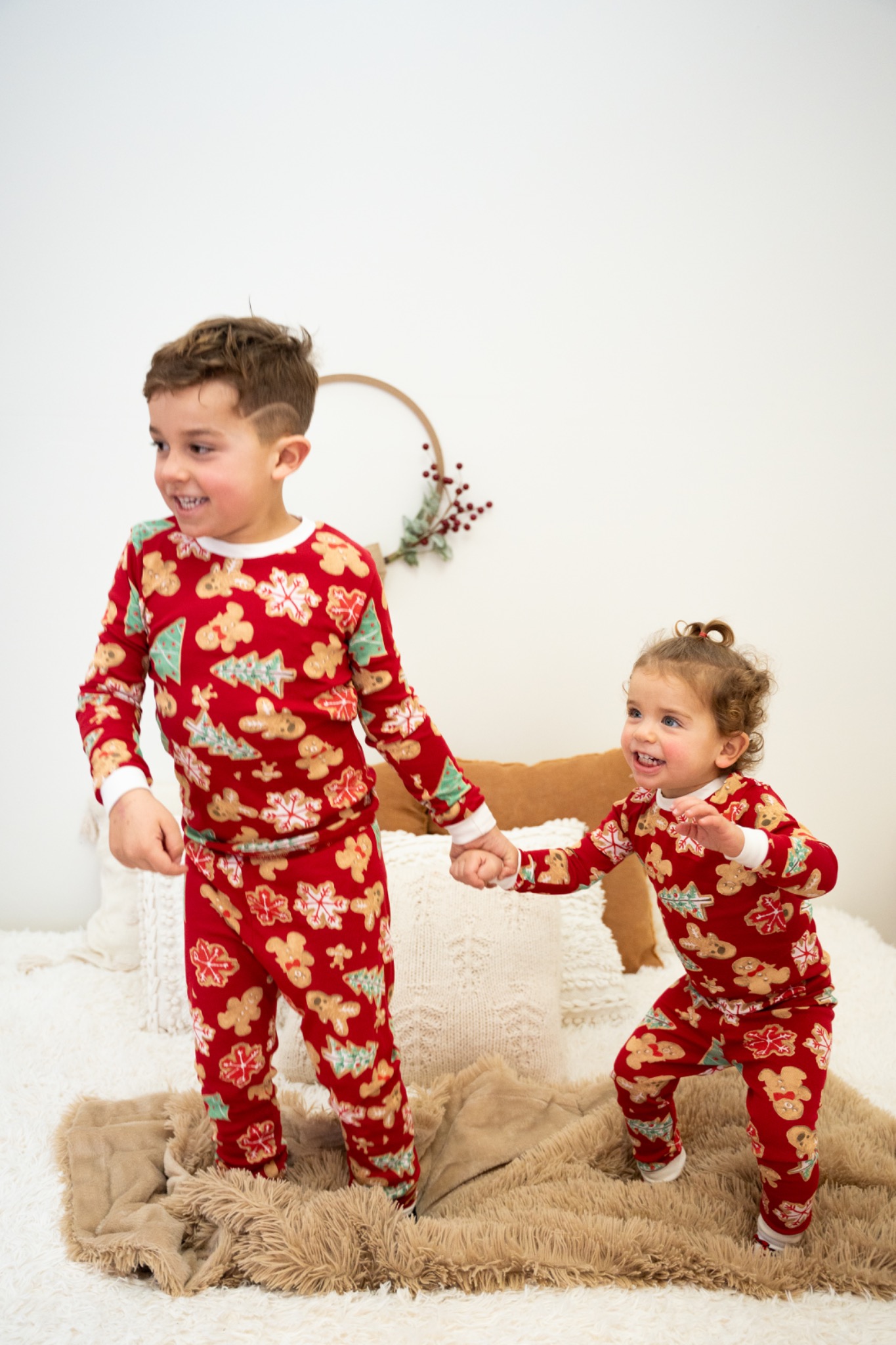 Family photography by Jess Nicole Creative, fourth family photography carousel image 13