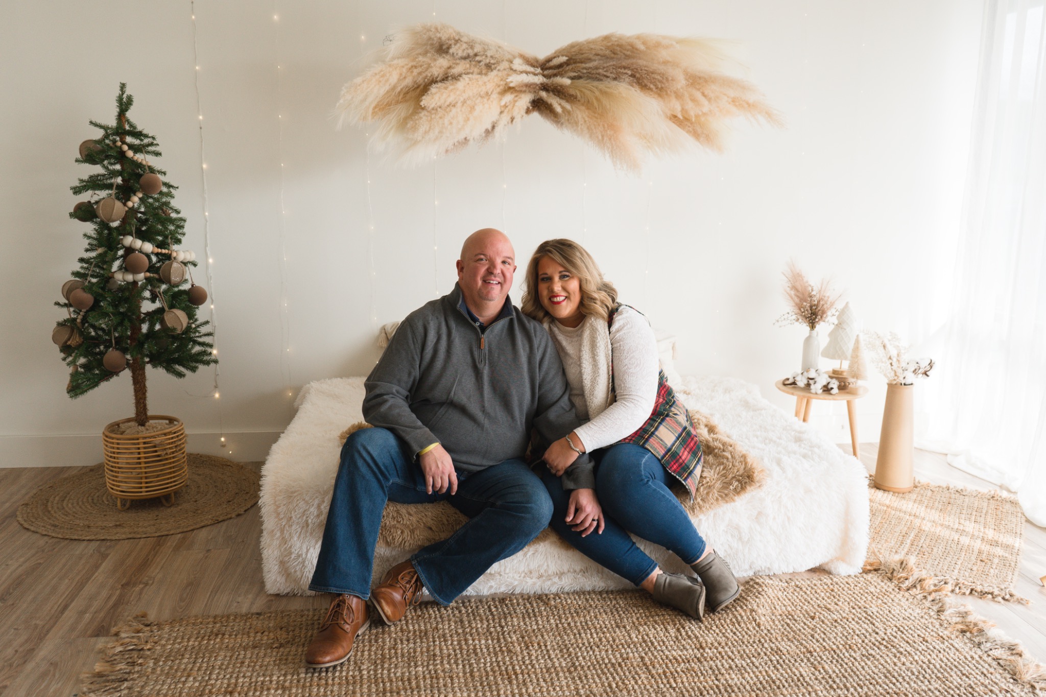 Family photography by Jess Nicole Creative, third family photography carousel image 8