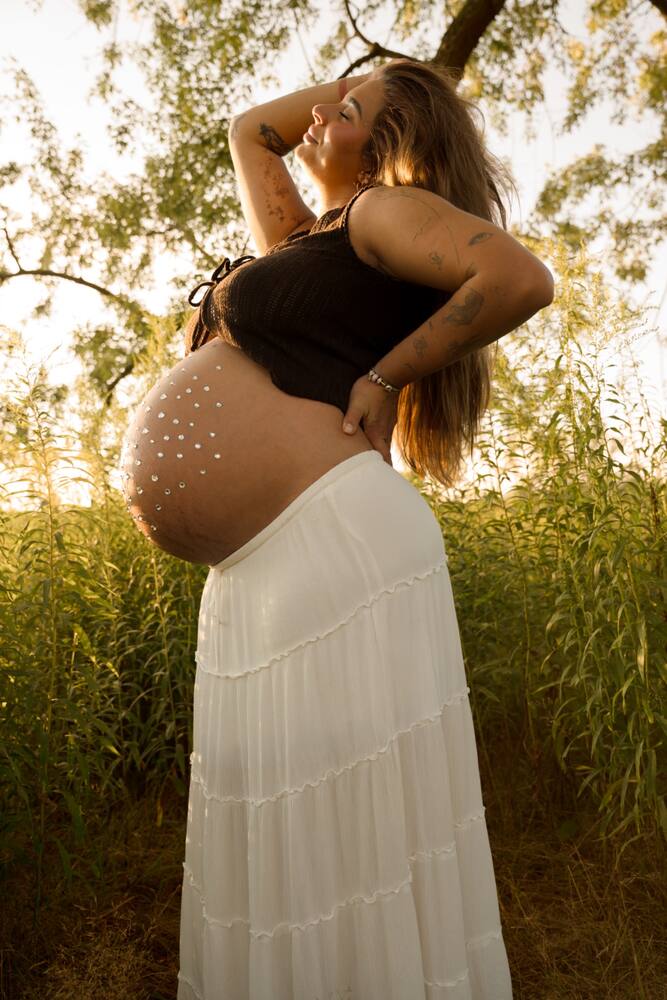 Golden-hour maternity portrait