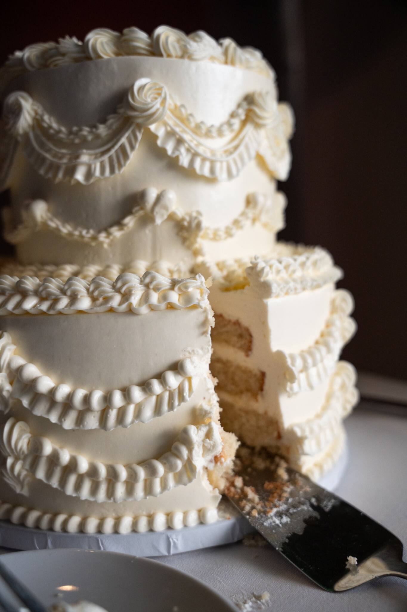 Classic white wedding cake detail